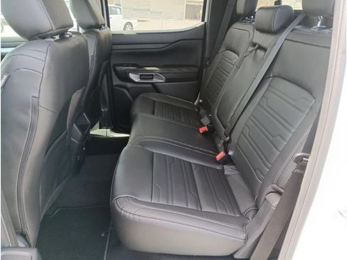 Used 2024 Ford Ranger Lariat w/ FX4 Off-Road Package AWD/4WD image 12