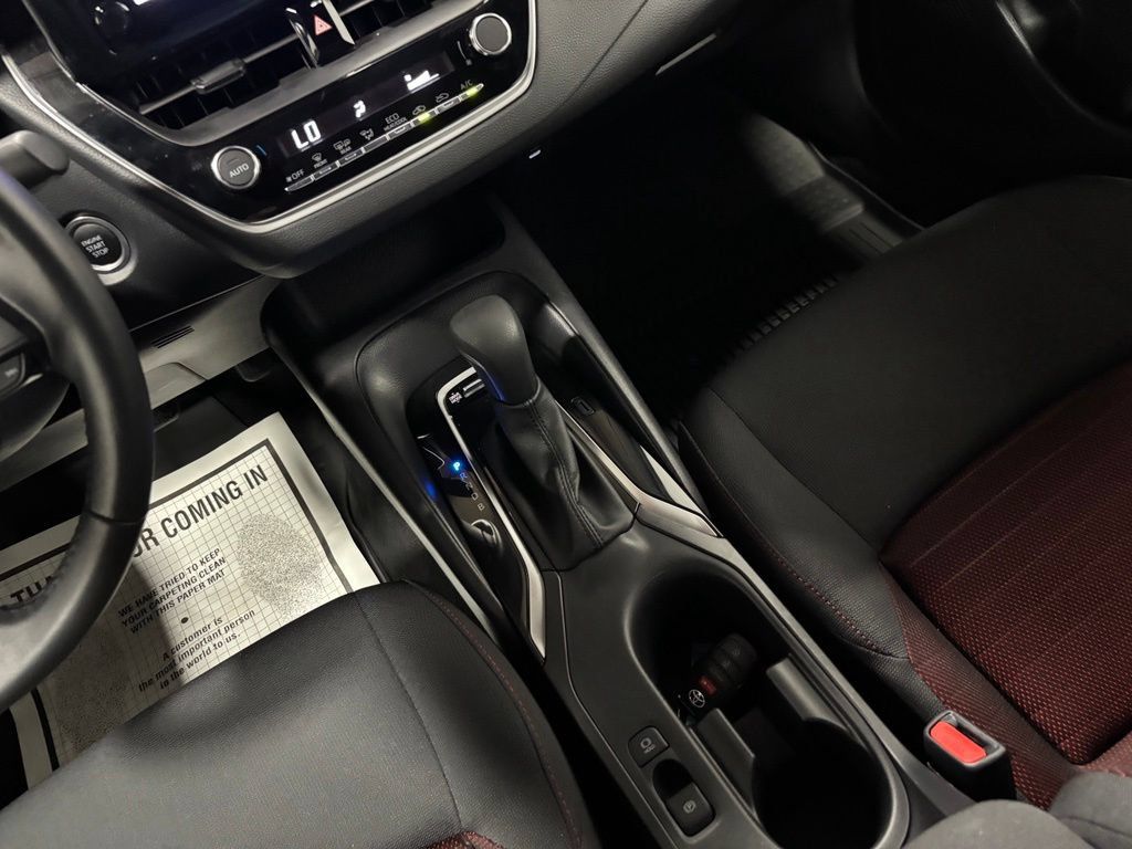 Used 2026 Toyota Corolla SE FWD image 39