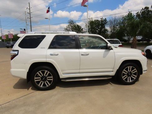 Used 2016 Toyota 4Runner Limited image 8