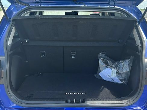 Used 2023 Hyundai Venue SEL FWD image 33