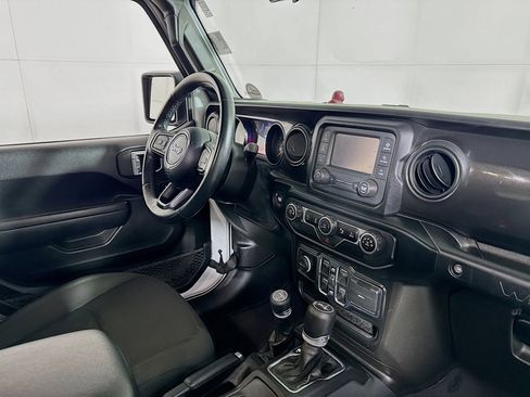 Used 2021 Jeep Wrangler Unlimited Sport AWD/4WD image 26