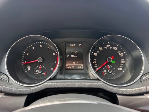 Used 2018 Volkswagen Passat 2.0T R-Line FWD image 15