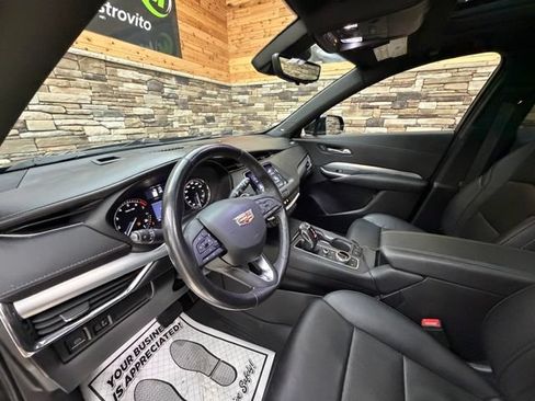Used 2019 Cadillac XT4 Premium Luxury w/ Enhanced Visibility Package AWD/4WD image 12