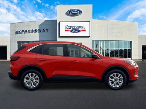 Used 2024 Ford Escape Active w/ Tech Pack #1 image 5