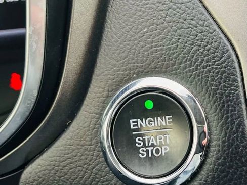 Used 2019 Ford Fusion SEL image 38