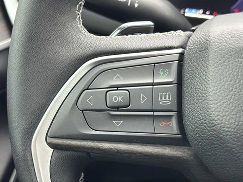 Used 2025 Jeep Grand Cherokee L Limited w/ Luxury Tech Group II AWD/4WD image 30