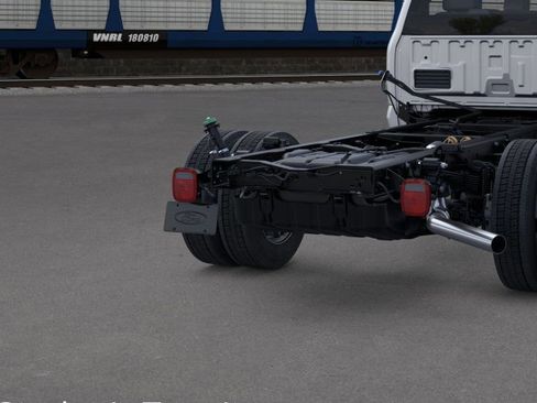 New 2026 Ford F550 2WD Regular Cab Super Duty image 22