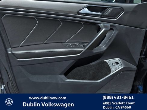 Certified 2022 Volkswagen Tiguan SE FWD image 10