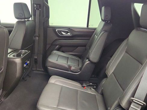 Used 2023 Chevrolet Tahoe Z71 w/ Luxury Package image 22