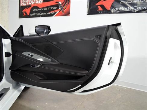 New 2025 Chevrolet Corvette Stingray Coupe w/ Z51 Performance Package image 19