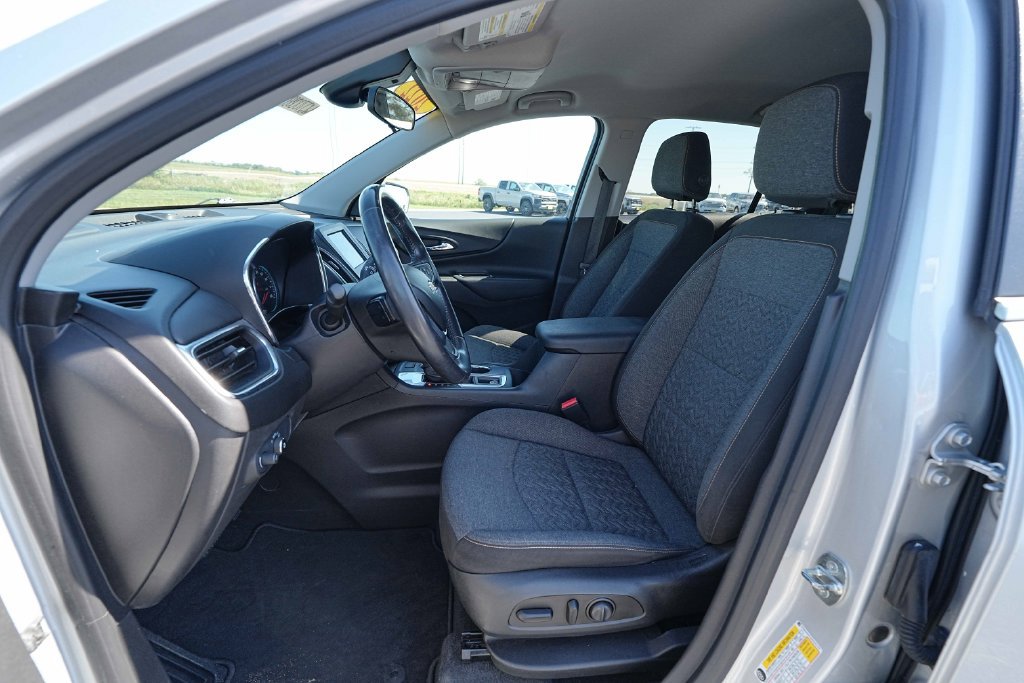Used 2022 Chevrolet Equinox LT FWD image 18