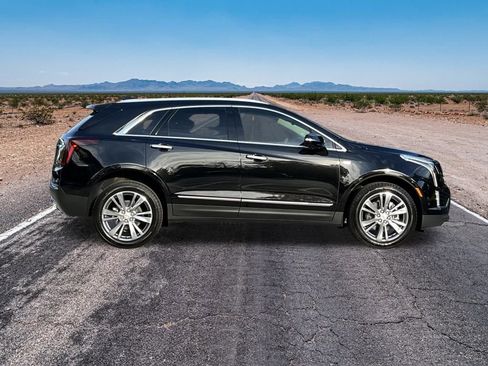 New 2026 Cadillac XT5 Premium Luxury w/ LPO, Floor Liner Package image 4