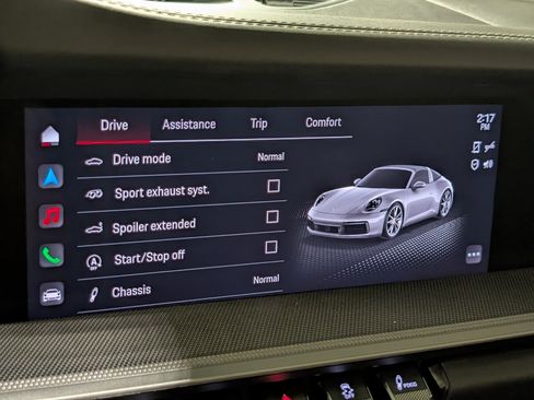 Certified 2024 Porsche 911 Targa 4S w/ Premium Package AWD/4WD image 39