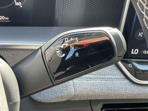 New 2026 Volkswagen Tiguan S FWD image 21