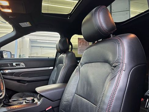 Used 2017 Ford Explorer Sport w/ Equipment Group 401A image 41