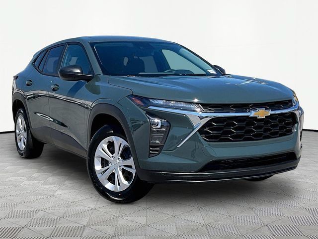 New 2026 Chevrolet Trax LS FWD image 1