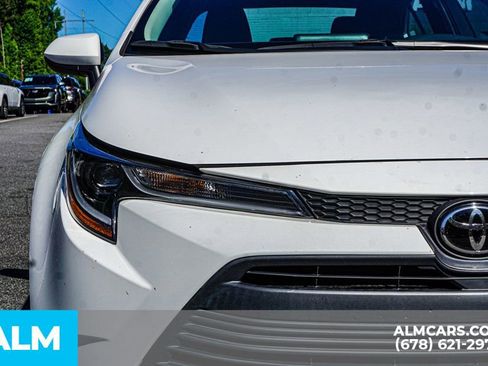 Used 2023 Toyota Corolla LE FWD image 12