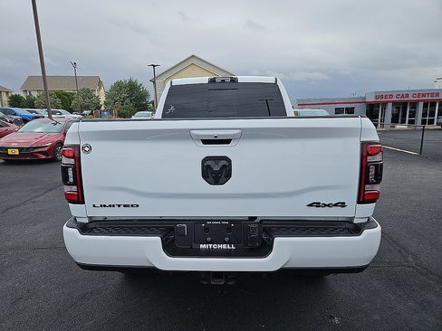 Used 2024 RAM 2500 Limited AWD/4WD image 4