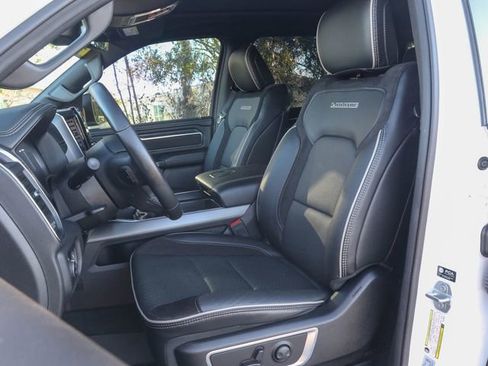 Used 2024 RAM 1500 Laramie image 15