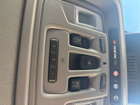 Used 2026 Chevrolet Silverado 1500 RST w/ Dark Appearance Package AWD/4WD image 23