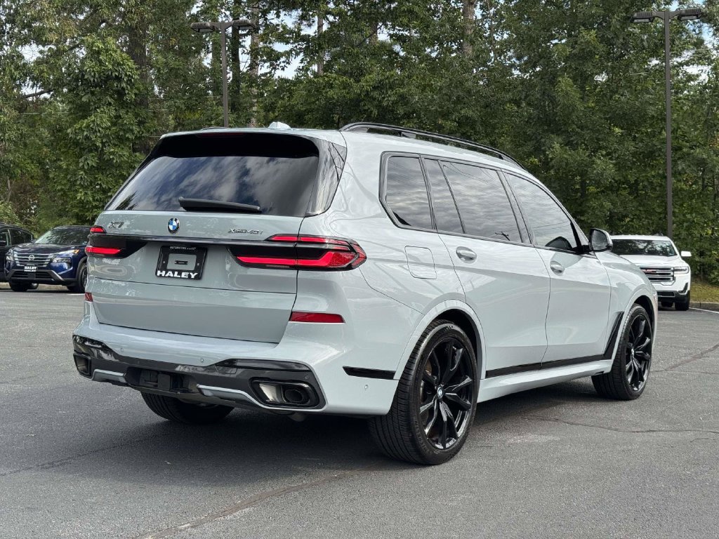 Used 2025 BMW X7 xDrive40i w/ M Sport Package AWD/4WD image 23
