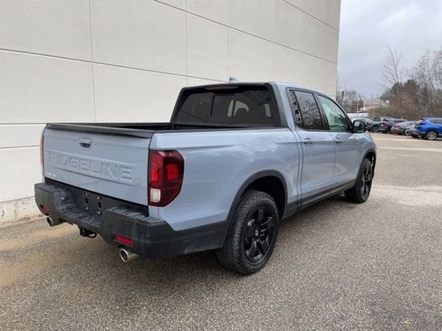 Certified 2025 Honda Ridgeline Black Edition image 7