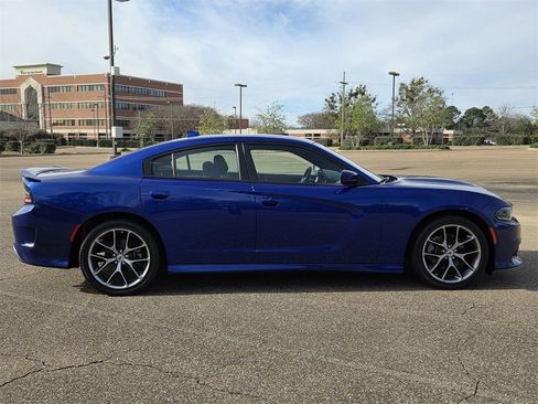 Used 2022 Dodge Charger GT image 3