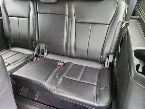 Used 2019 Ford Expedition Max XLT w/ Equipment Group 202A image 28