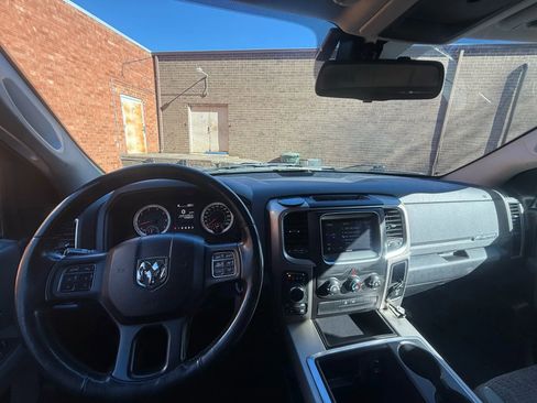 Used 2016 RAM 1500 Big Horn image 31