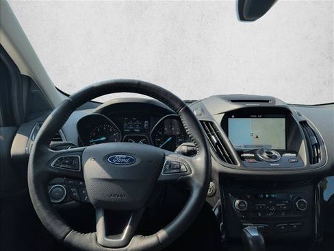 Used 2017 Ford Escape Titanium FWD image 17
