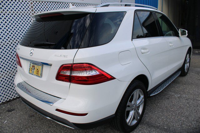 Used 2014 Mercedes-Benz ML 350 BlueTEC 4MATIC w/ Premium 1 Package image 7