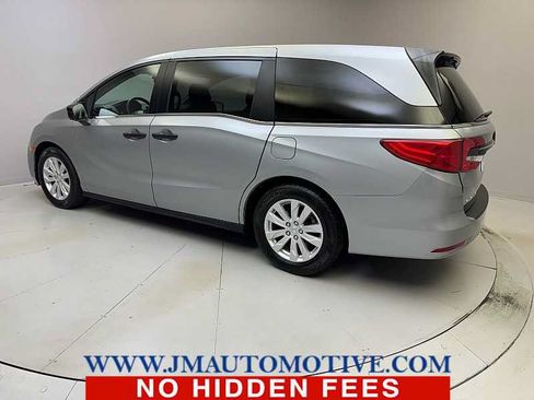 Used 2021 Honda Odyssey LX image 3