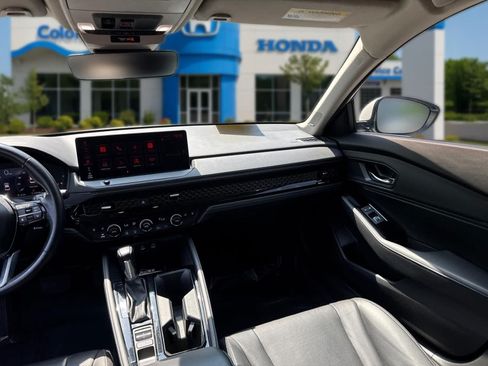 Used 2023 Honda Accord Touring image 32