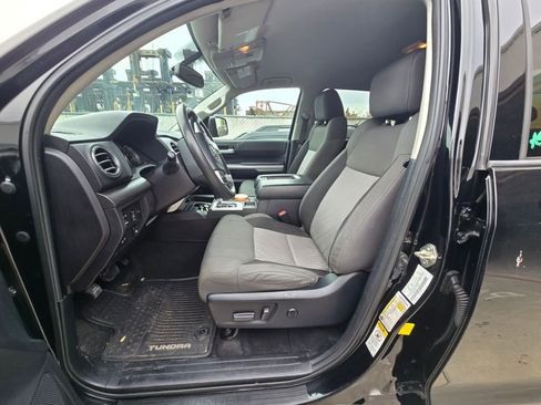 Used 2015 Toyota Tundra SR5 image 8