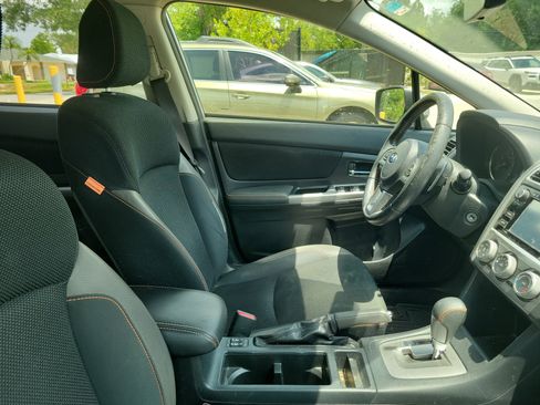 Used 2017 Subaru Crosstrek 2.0i Premium image 10