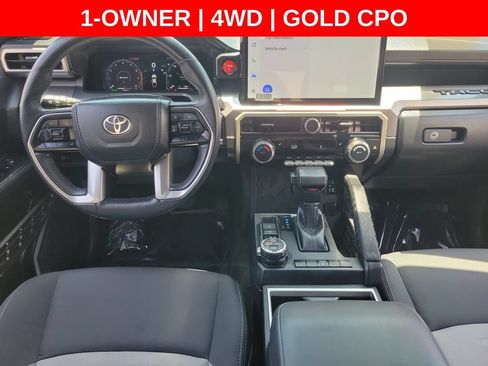 Used 2025 Toyota Tacoma TRD Off-Road AWD/4WD image 12