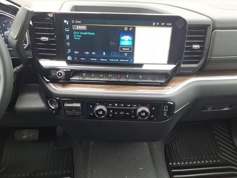 New 2026 Chevrolet Silverado 2500 LT w/ Trail Boss Package AWD/4WD image 23