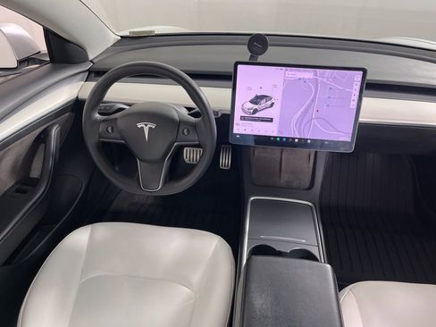 Used 2021 Tesla Model 3 Performance image 13