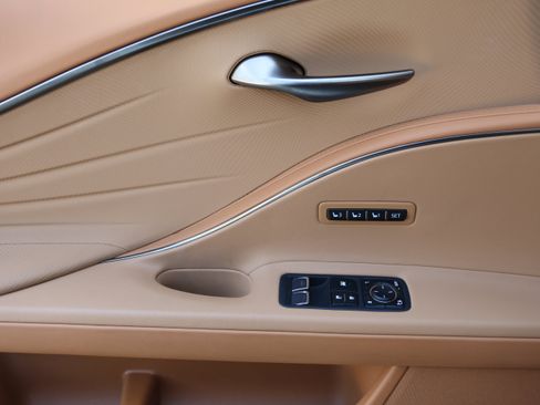 Used 2023 Lexus LC 500 Convertible w/ Touring Package RWD image 12