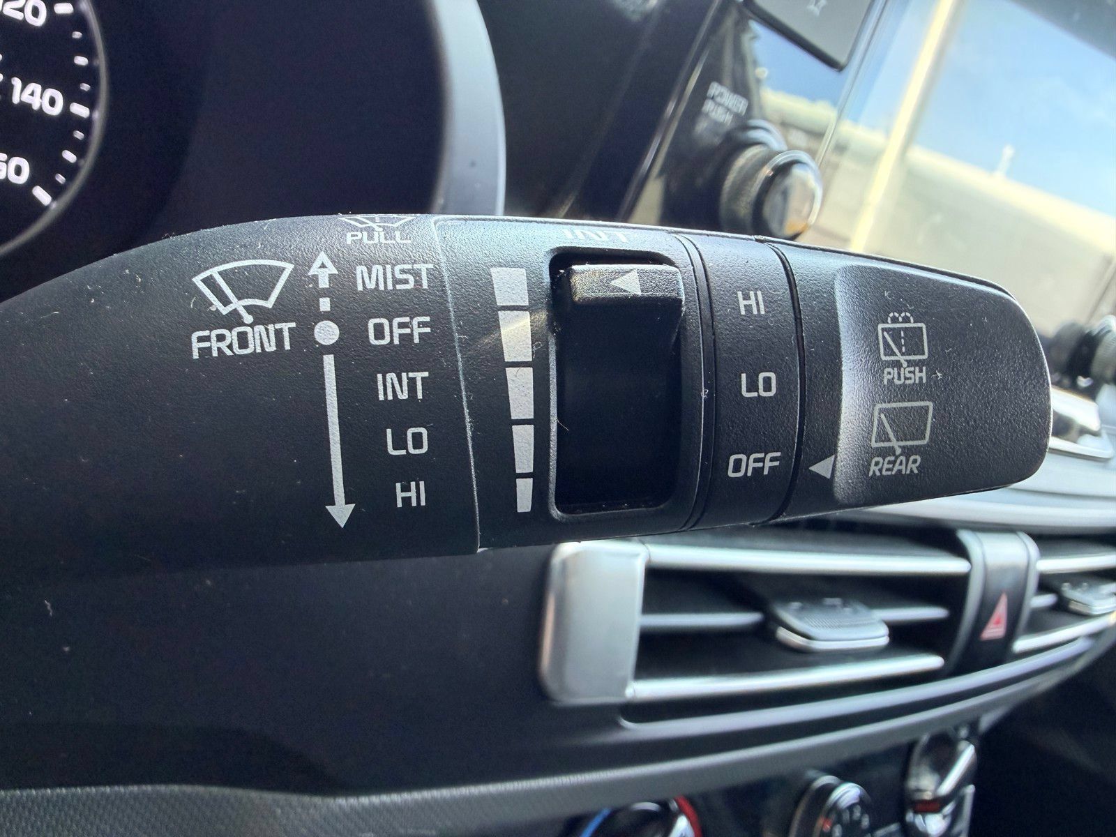 Used 2021 Kia Seltos LX AWD/4WD image 21