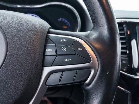 Used 2019 Jeep Grand Cherokee Limited image 30