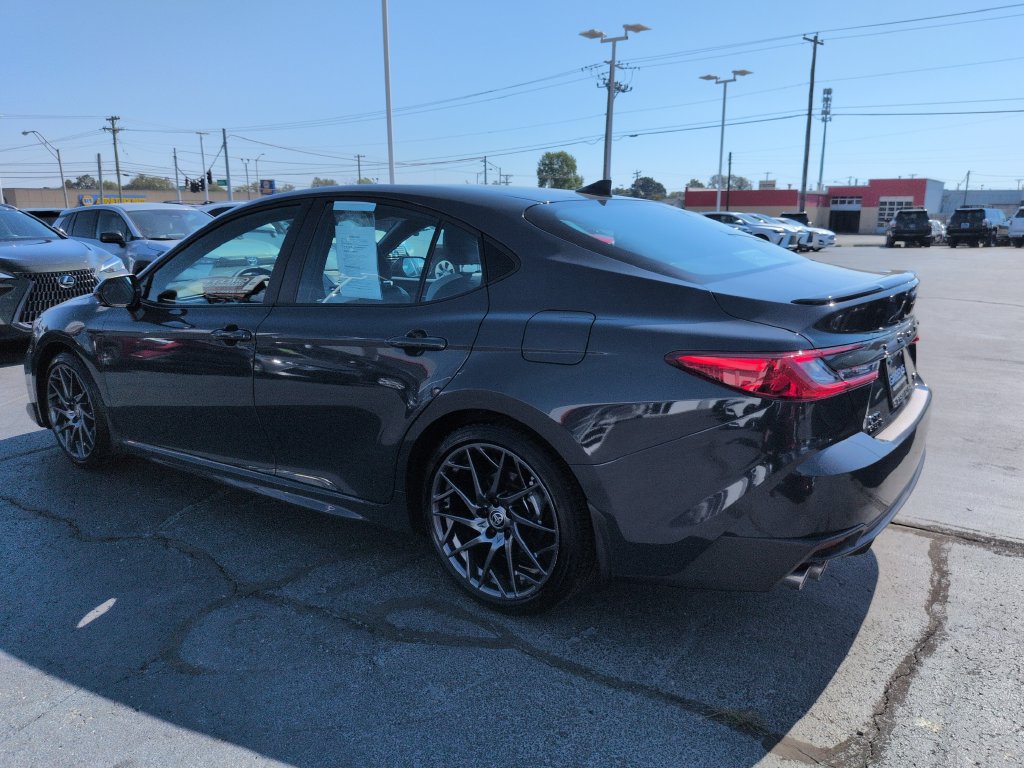 Certified 2025 Toyota Camry SE w/ Convenience Package FWD image 3