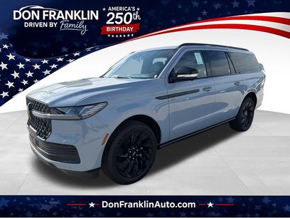 New 2026 Lincoln Navigator L Reserve w/ Jet Appearance Package