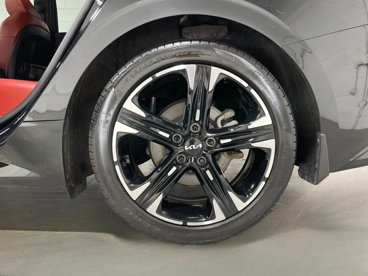 Used 2024 Kia K5 GT-Line AWD/4WD image 6