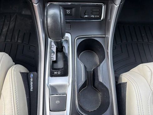 Used 2019 Subaru Ascent Limited AWD/4WD image 43