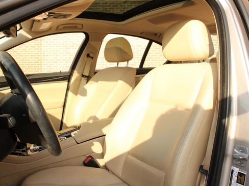 Used 2015 BMW 528i Sedan RWD image 13