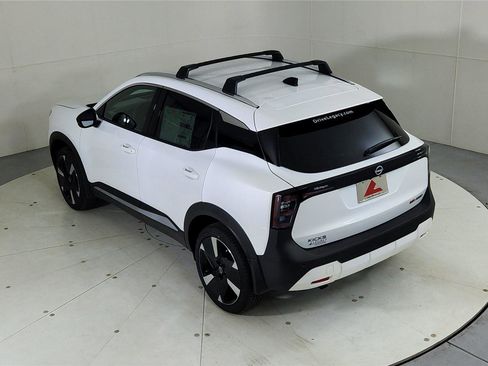 New 2026 Nissan Kicks SR w/ Cold Weather Package image 40