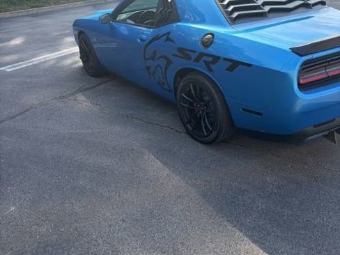 Used 2023 Dodge Challenger SRT Hellcat w/ Driver Convenience Group RWD image 3
