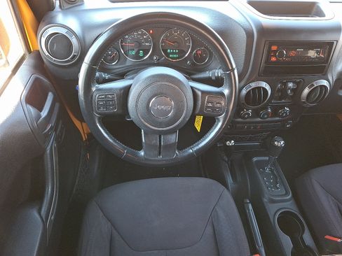 Used 2013 Jeep Wrangler Unlimited Sport AWD/4WD image 11