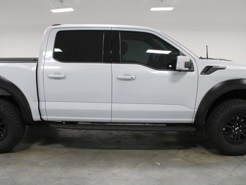 Used 2025 Ford F150 Raptor AWD/4WD image 11